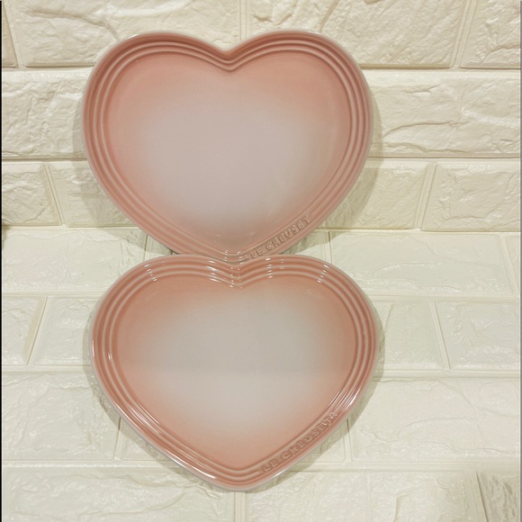 Le Creuset Heart Plate Set of 2